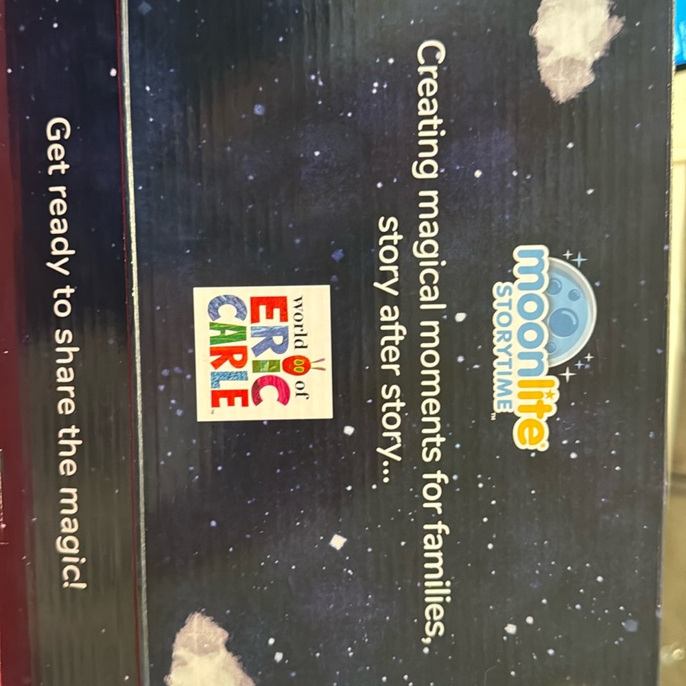 New in Box Moonlite set featuring Eric Carle